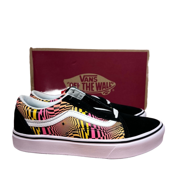 Vans Comfycush Old Skool Gradient Checkerboard Shoe Size 6 or 7.5 #B1138